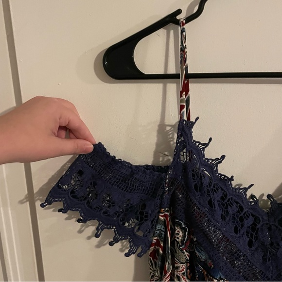 New Women’s Dress - Picture 3 of 10